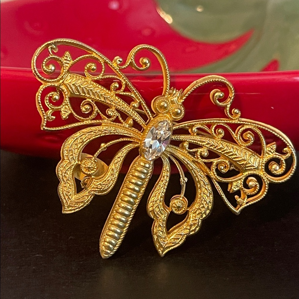 *RARE* Miriam Haskell Gold Filigree Rhinestone Brooch